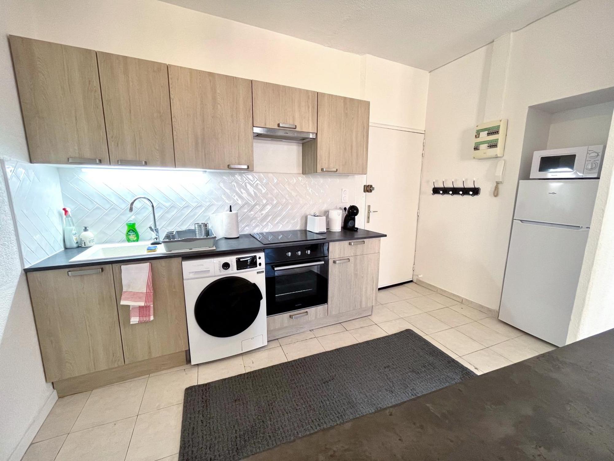 Chaleureux T3 Plein Centre Ville Béziers Extérieur photo